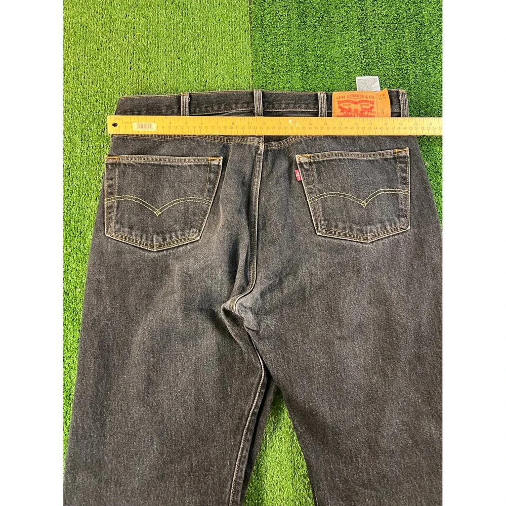 Levis 501 Original Fit Jeans Mens 42x32 Black Straight Leg Button Fly Denim